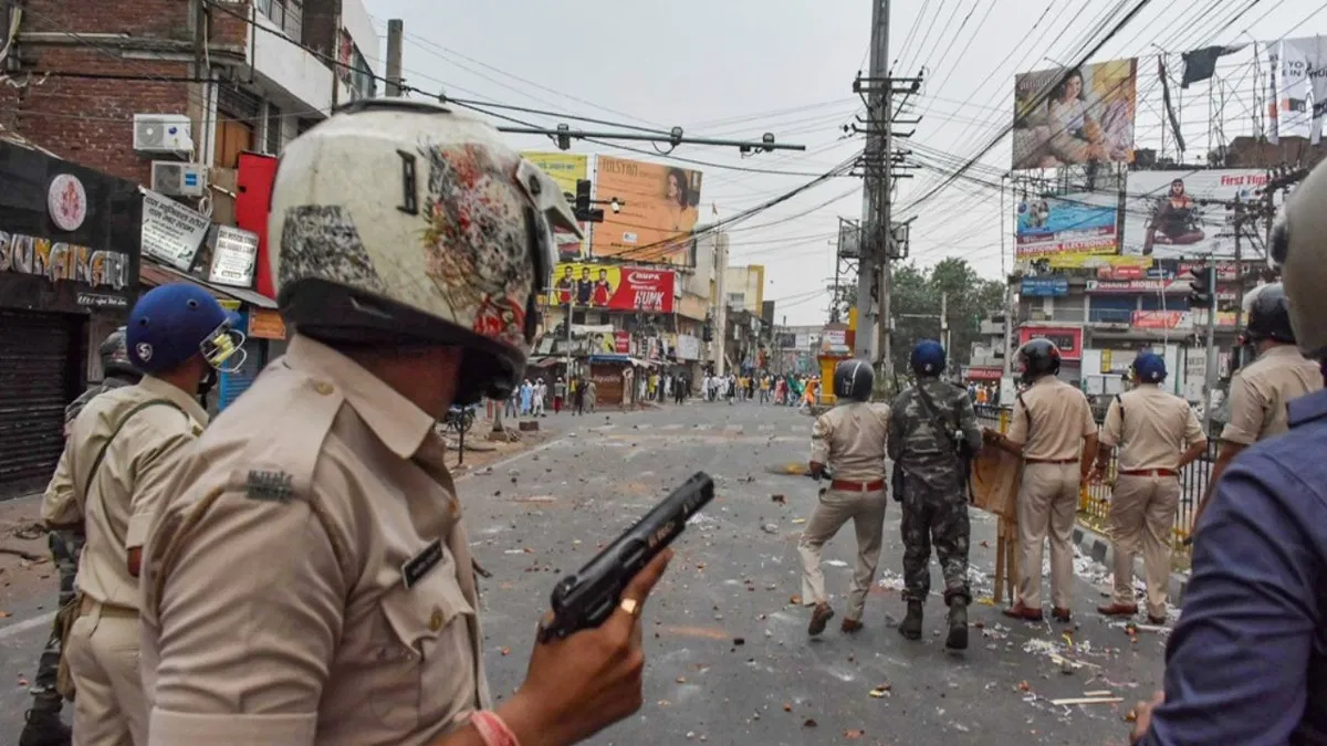 katihar-protest-power-cut-police-shot-1