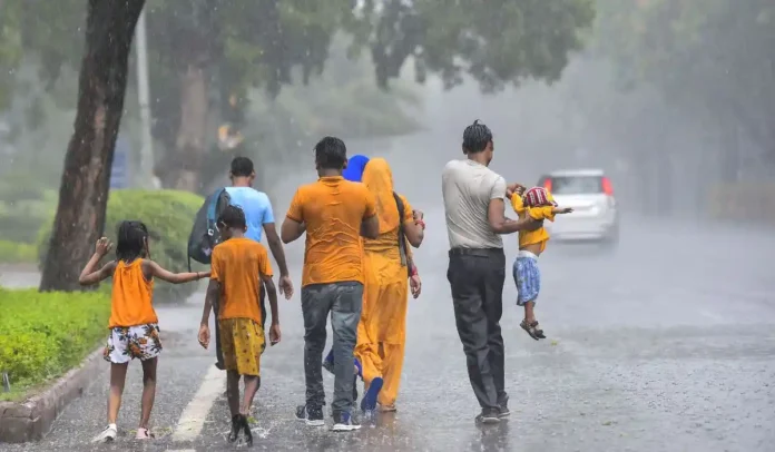 Delhi Weather Updates in Hind